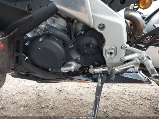 2021 APRILIA RSV4 ZD4KYUB01MS000142 Photo 8