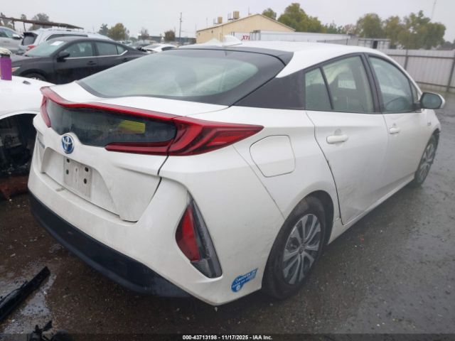 2020 TOYOTA PRIUS PRIME JTDKARFP2L3152444 Photo 3