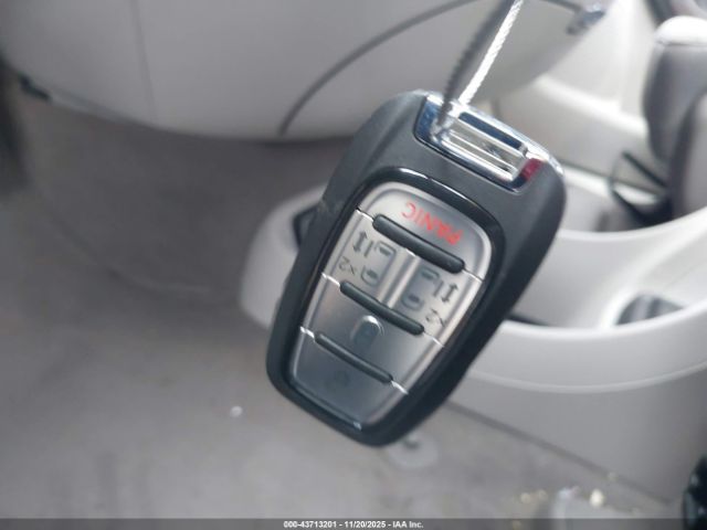 2020 CHRYSLER PACIFICA 2C4RC1FG9LR237444 Photo 10