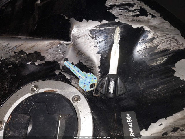 2025 SUZUKI GSX-S1000 JS1EK11B6S7100131 Photo 10