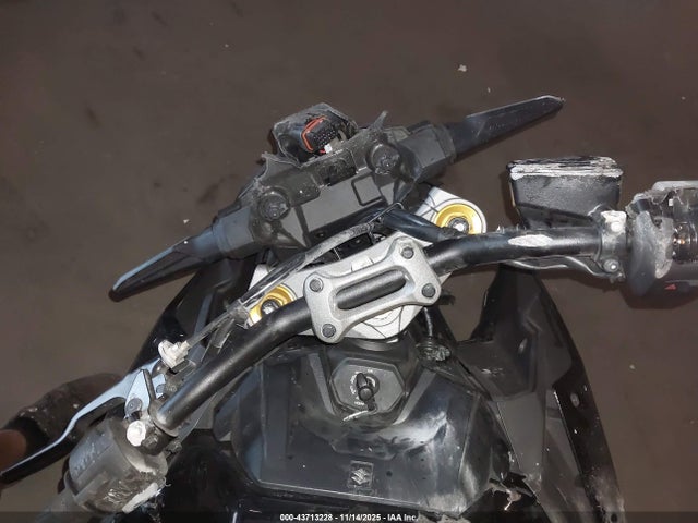 2025 SUZUKI GSX-S1000 JS1EK11B6S7100131 Photo 6