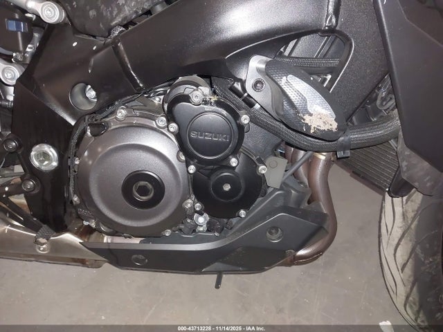 2025 SUZUKI GSX-S1000 JS1EK11B6S7100131 Photo 7