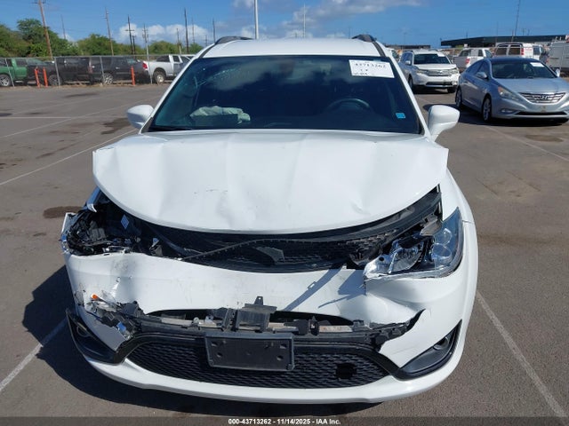 Продажа на аукционе авто 2020 Chrysler Pacifica Hybrid Touring L, vin: 2C4RC1L74LR258822, номер лота: 43713262
