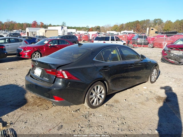 Lexus IS 200T 2016 JTHBA1D26G5027920 Image 4
