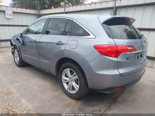 2015 ACURA RDX 5J8TB3H32FL013610 Photo 2