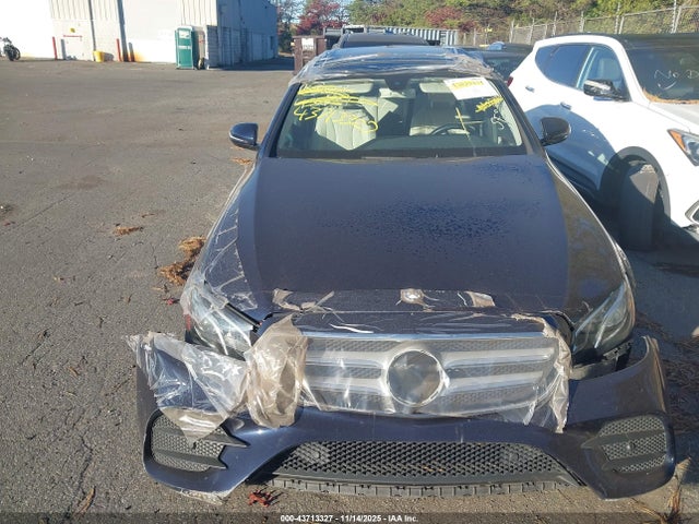 43713327 :رقم المزاد ، WDDZF4KB6HA114771 vin ، 2017 Mercedes-benz E 300 4matic مزاد بيع