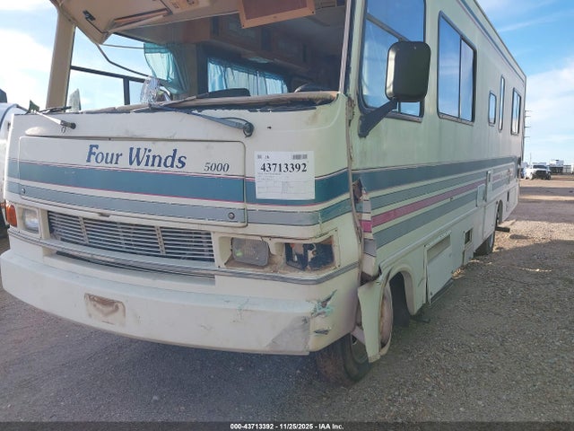 1994 Chevrolet P30 მანქანა იყიდება აუქციონზე, vin: 1GBKP37N8R3321212, აუქციონის ნომერი: 43713392
