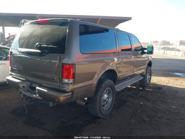 2005 FORD EXCURSION 1FMSU43PX5ED44308 Photo 3