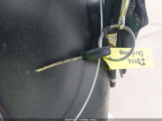 2017 INDIAN MOTORCYCLE CO. CHIEF 56KCCDAA8H3353576 Photo 10