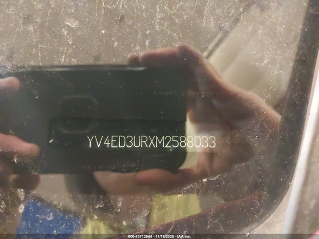 2021 VOLVO XC40 RECHARGE PURE ELECTRIC YV4ED3URXM2588033 Photo 8