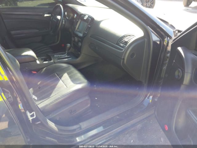 2014 CHRYSLER 300 2C3CCABT2EH301622 Photo 4