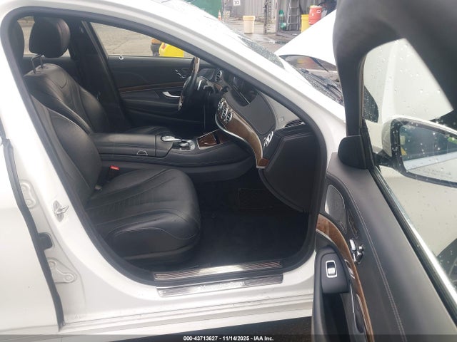 2015 MERCEDES-BENZ S 550 WDDUG8CB5FA096029 Photo 4
