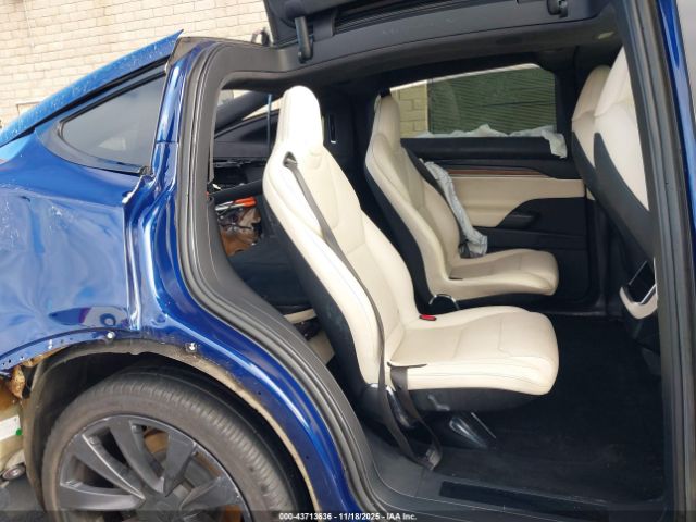 2022 TESLA MODEL X 7SAXCBE58NF351269 Photo 7