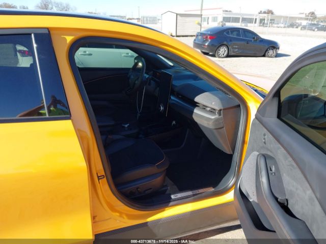 2021 FORD MUSTANG MACH-E 3FMTK4SE3MME00429 Photo 4