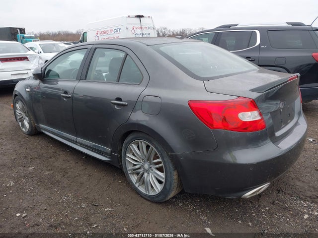 2012 Suzuki Kizashi Sport Sls მანქანა იყიდება აუქციონზე, vin: JS2RF9A85C6101024, აუქციონის ნომერი: 43713710