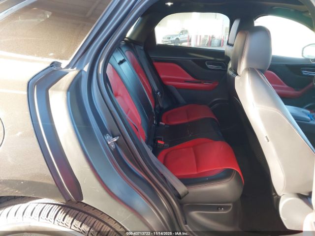 2017 JAGUAR F-PACE SADCL2BN0HA095002 Photo 7
