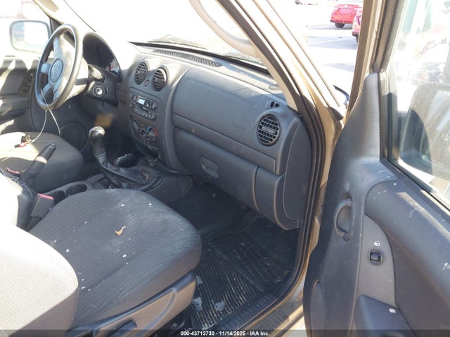 2003 JEEP LIBERTY 1J4GL48K33W730080 Photo 4