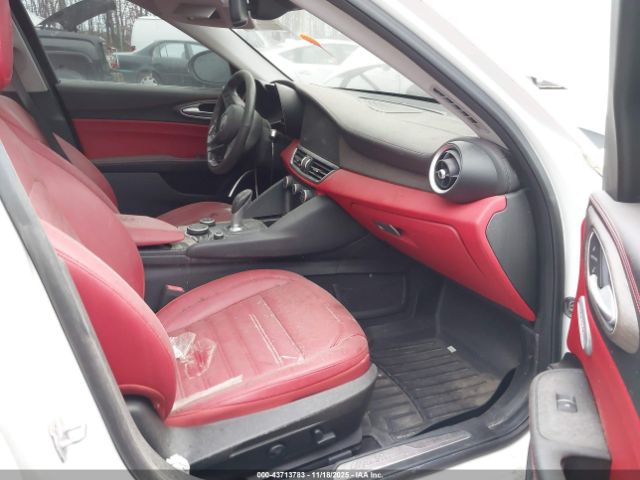 2018 ALFA ROMEO GIULIA ZARFAEEN7J7578443 Photo 4