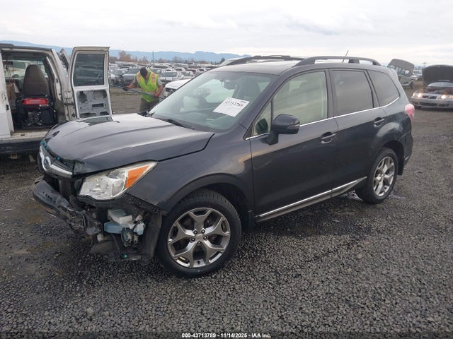 Subaru Forester 2.5i Touring 2015 JF2SJAUC7FH440194 Image 2
