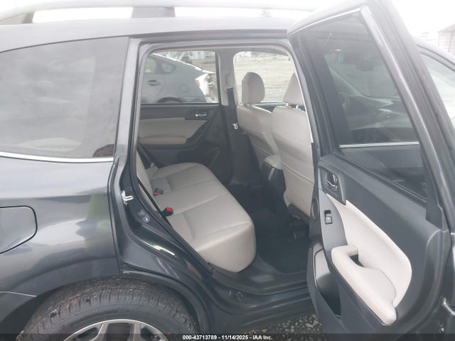 Subaru Forester 2.5i Touring 2015 JF2SJAUC7FH440194 Image 8