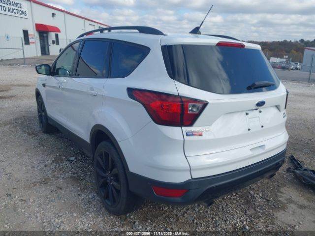 2019 FORD ESCAPE 1FMCU0GD6KUB29765 Photo 2