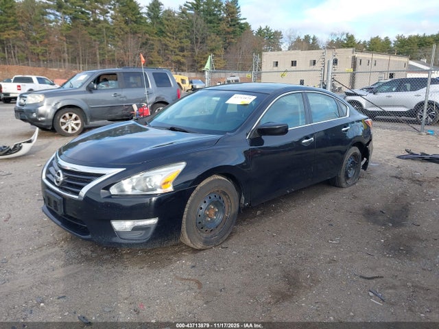 Nissan Altima 2.5 S 2015 1N4AL3AP4FC187961 Image 2