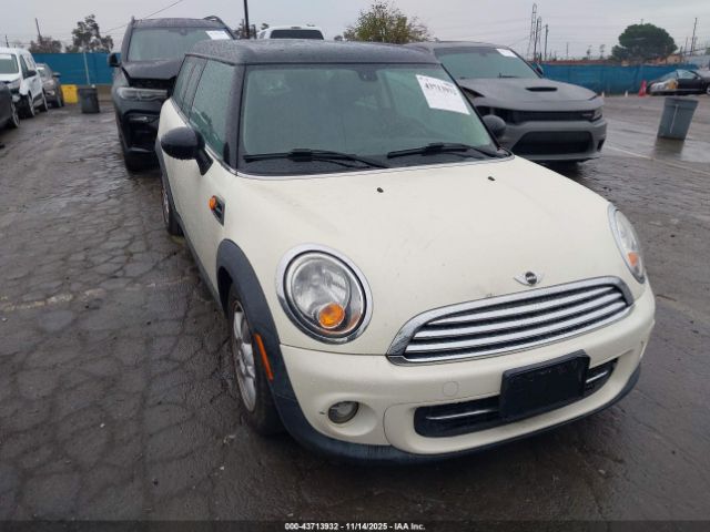 2014 MINI CLUBMAN WMWZF3C53ET571595 Photo 0