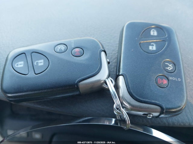 2011 LEXUS LS 460 JTHCL5EF1B5009034 Photo 10