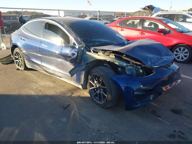 2018 TESLA MODEL 3 5YJ3E1EBXJF054763 Photo 0