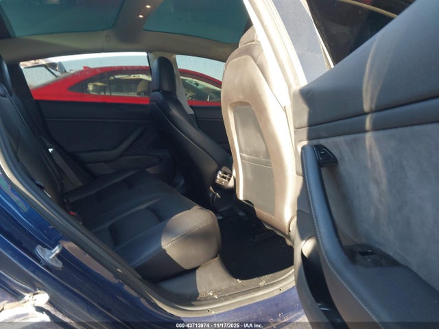2018 TESLA MODEL 3 5YJ3E1EBXJF054763 Photo 7