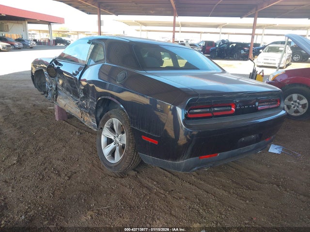 2C3CDZAG1HH640134 Dodge Challenger Sxt