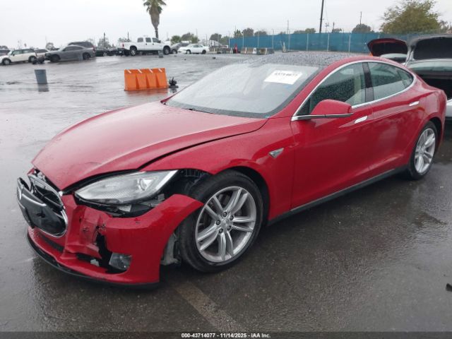 2013 TESLA MODEL S 5YJSA1DN3DFP25861 Photo 1