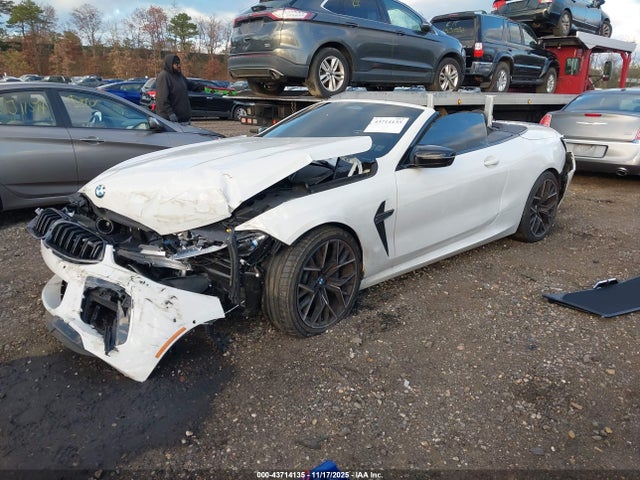 2024 BMW M8 WBSDZ0C06RCR19055 Photo 1