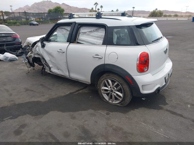 2013 MINI COUNTRYMAN WMWZC5C5XDWP30243 Photo 2