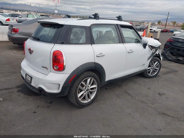 2013 MINI COUNTRYMAN WMWZC5C5XDWP30243 Photo 3