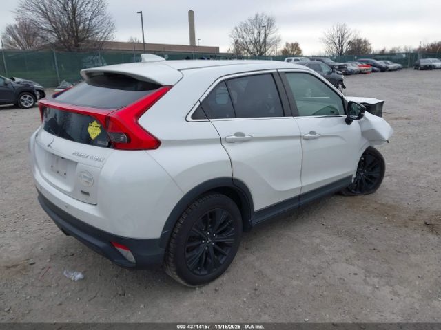 2018 MITSUBISHI ECLIPSE CROSS JA4AT4AA3JZ042843 Photo 3