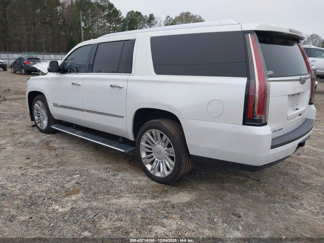 2016 CADILLAC ESCALADE ESV 1GYS4KKJ6GR258067 Photo 2