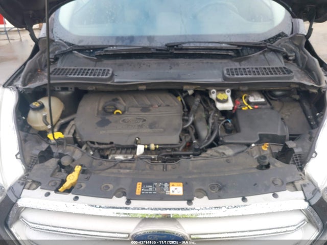 1FMCU9GD6JUA86824 Ford ESCAPE SE