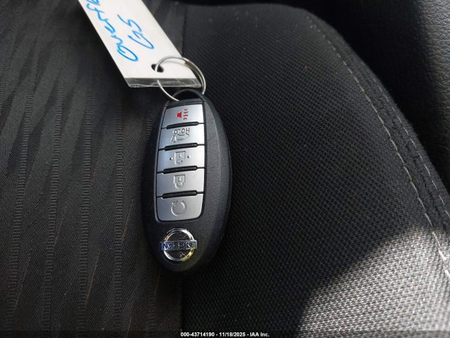 2018 Nissan Rogue Sv მანქანა იყიდება აუქციონზე, vin: KNMAT2MT5JP527441, აუქციონის ნომერი: 43714190