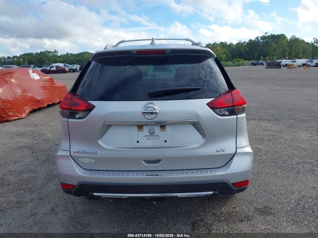 2018 Nissan Rogue Sv მანქანა იყიდება აუქციონზე, vin: KNMAT2MT5JP527441, აუქციონის ნომერი: 43714190