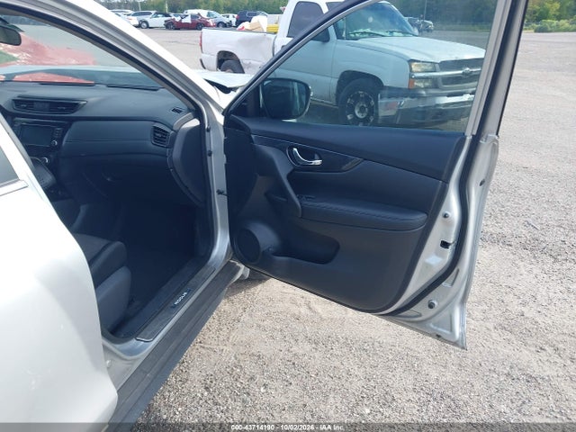 2018 Nissan Rogue Sv მანქანა იყიდება აუქციონზე, vin: KNMAT2MT5JP527441, აუქციონის ნომერი: 43714190
