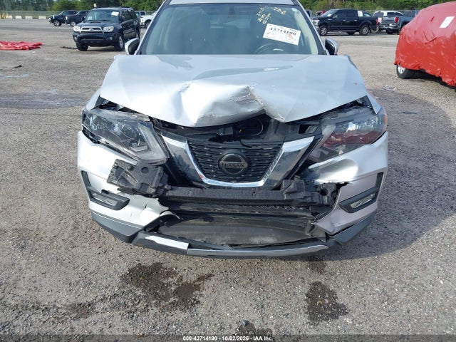 2018 Nissan Rogue Sv მანქანა იყიდება აუქციონზე, vin: KNMAT2MT5JP527441, აუქციონის ნომერი: 43714190