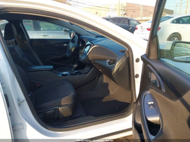 2023 CHEVROLET MALIBU 1G1ZD5ST4PF225876 Photo 4