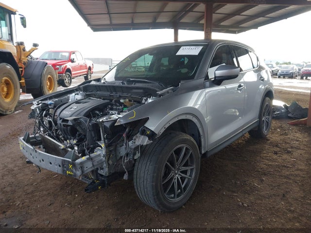 Mazda Cx-5 Grand Touring 2018 JM3KFADMXJ0338606 Image 2