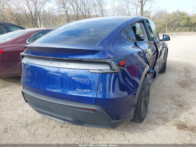 2026 TESLA MODEL Y 7SAYGDEE2TA449826 Photo 3