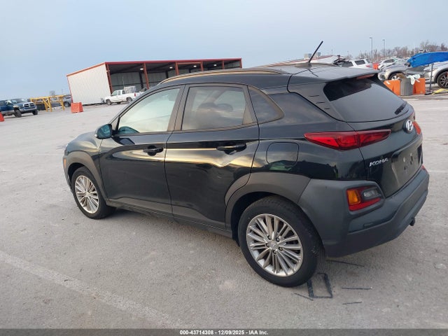 43714308 :رقم المزاد ، KM8K2CAAXMU733890 vin ، 2021 Hyundai Kona Sel مزاد بيع