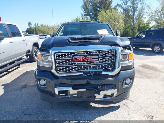 Продаж на аукціоні авто 2018 Gmc Sierra 3500hd Denali, vin: 1GT42YEY3JF125470, номер лоту: 43714314