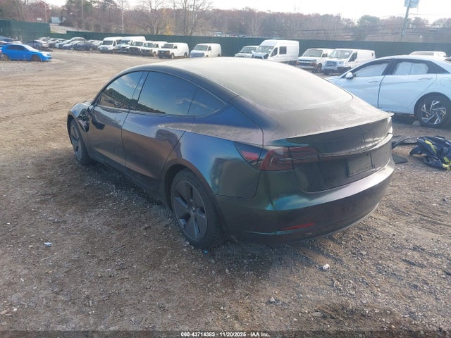 2022 TESLA MODEL 3 5YJ3E1EB6NF226910 Photo 2