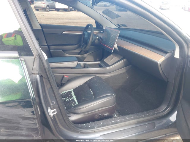 2022 TESLA MODEL 3 5YJ3E1EB6NF226910 Photo 4