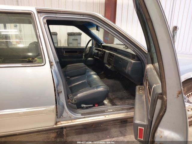 1992 CADILLAC DEVILLE 1G6CD53B3N4292046 Photo 4